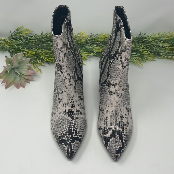 Aqua Women's Marlo Booties Size 9 - Picture 2 of 12